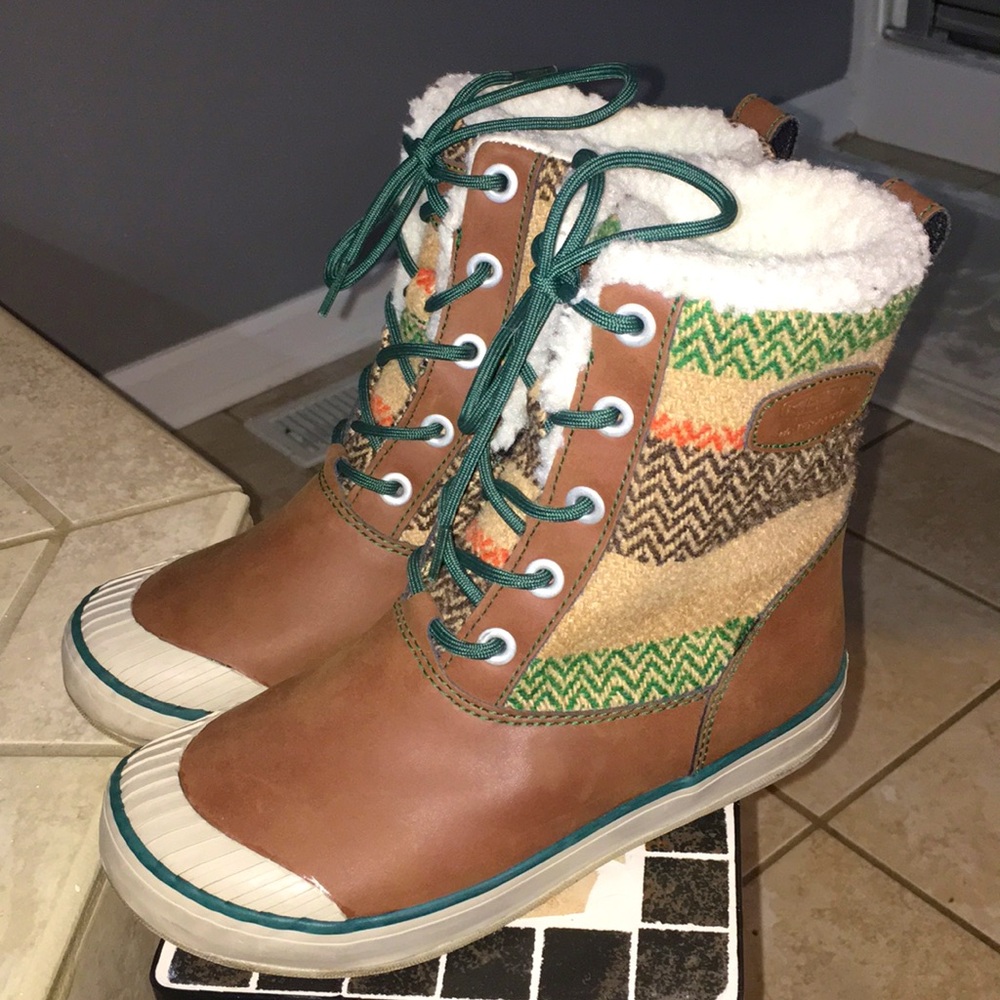 Keen waterproof boots